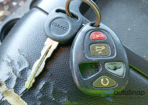 2013 GMC Yukon Slt from USA, damaged, VIN 1GKS1CE0XDR204729